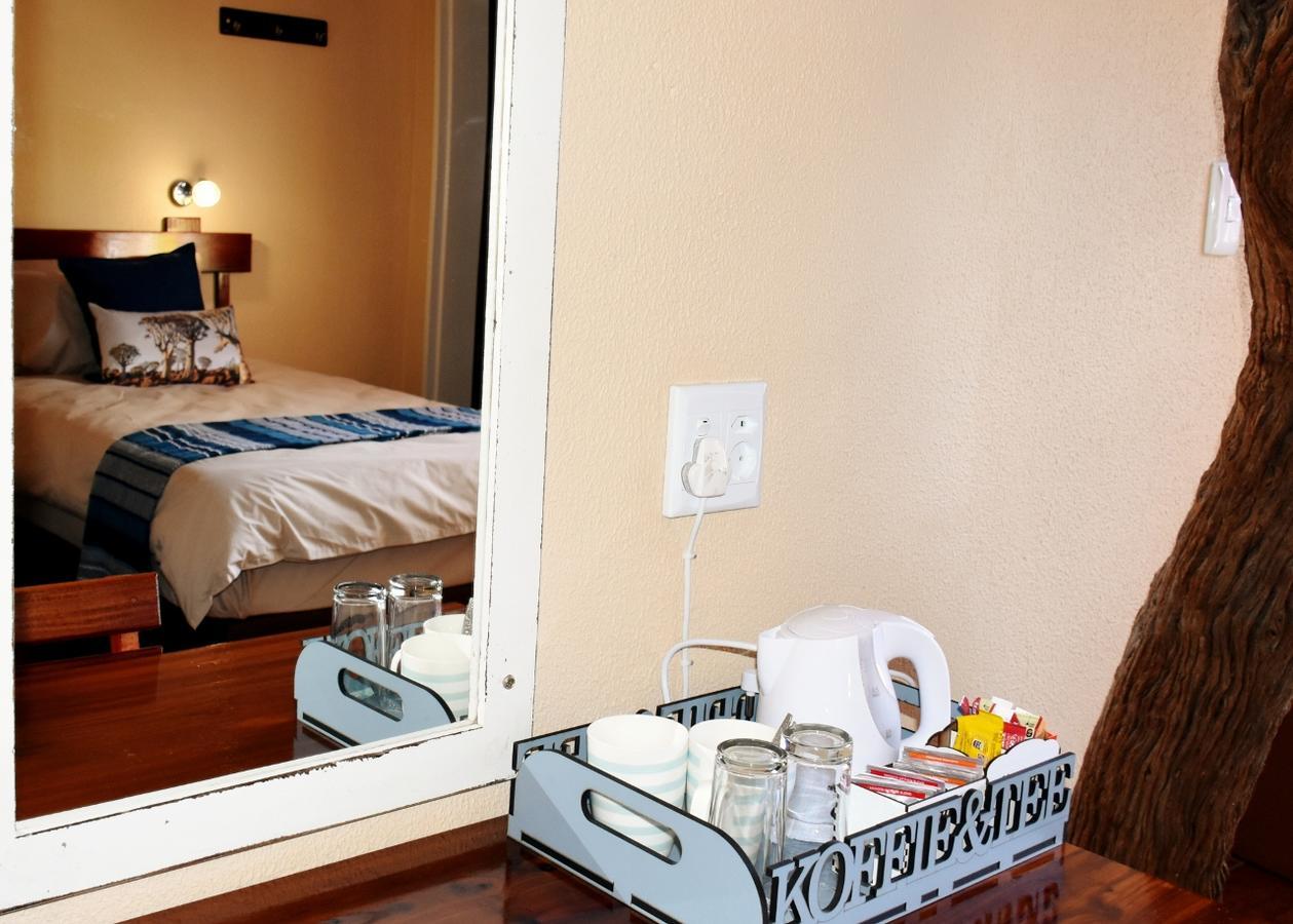 Kamaku Guesthouse Cc Очиваронго Экстерьер фото